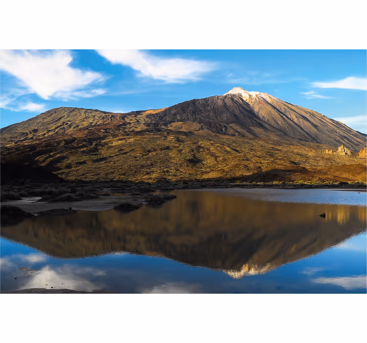 Store enrouleur salon teide reflété dans l'eau - TenStickers