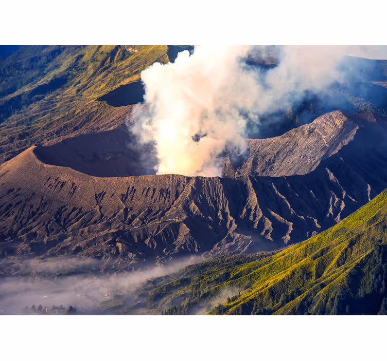 Tapisserie montagne éruption volcanique majestueuse - TenStickers