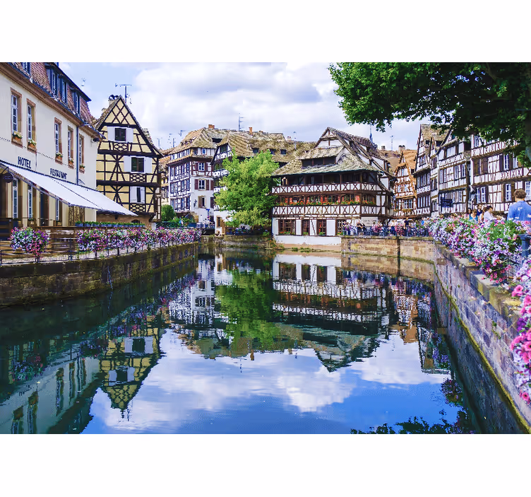 Tapisserie villes et pays village charmant au bord de l'eau - TenStickers