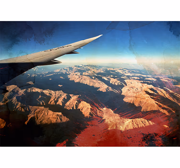 Tapisserie véhicule vue aérienne des montagnes - TenStickers