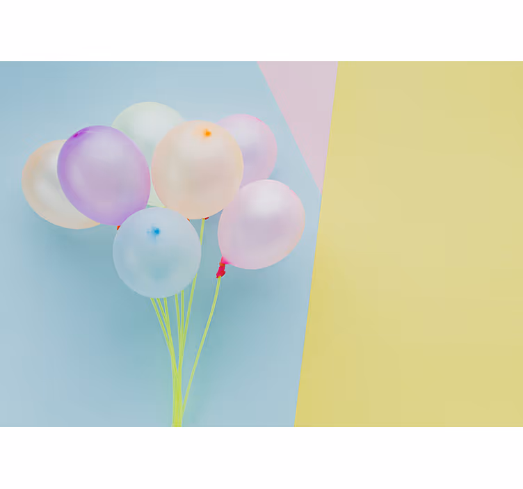 Tapisserie chambre enfant arrangement de ballons colorés - TenStickers