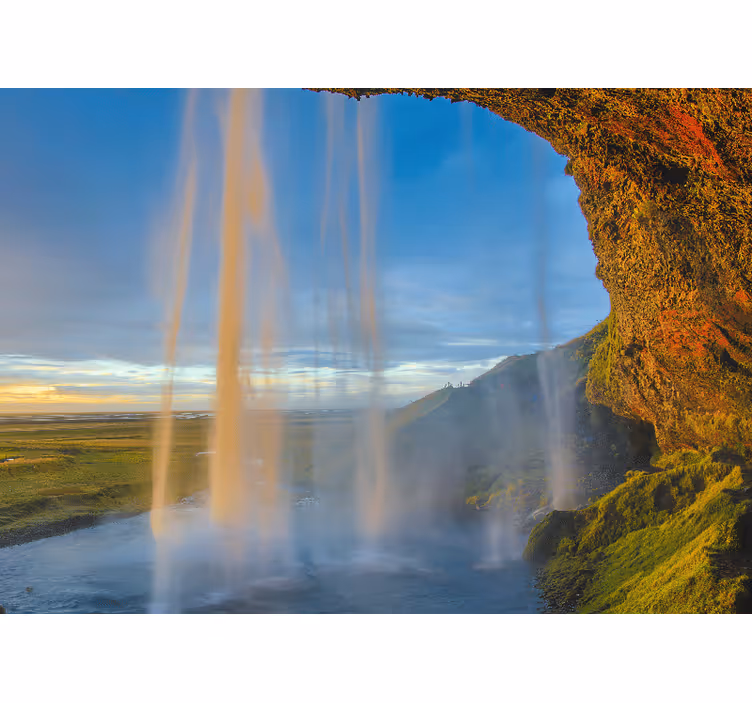 Tapisserie montagne vue majestueuse de la cascade - TenStickers