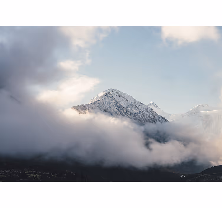 Tapisserie montagne sommets givrés grandioses - TenStickers