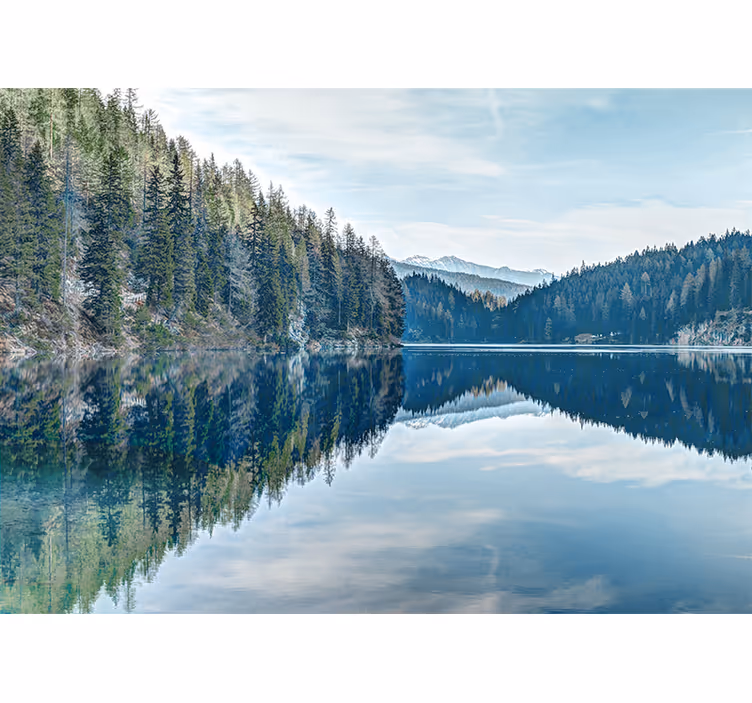 Tapisserie paysage miroir de montagne sereine - TenStickers