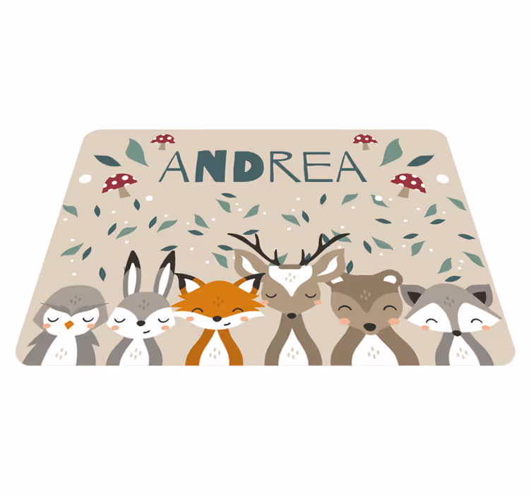 Tapis vinyle personnalisé petits animaux avec prénom - TenStickers