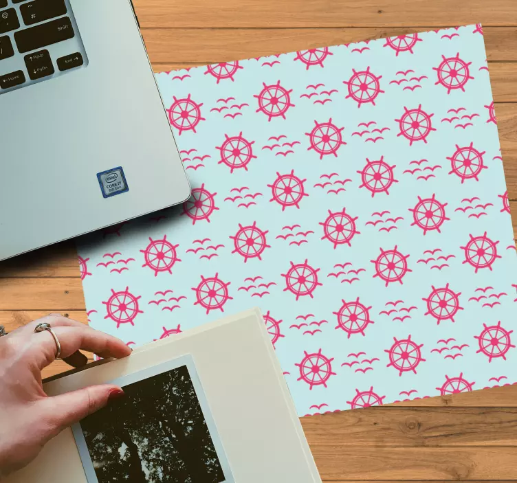 Tapis de souris motif roues de gouvernail nautiques - TenStickers
