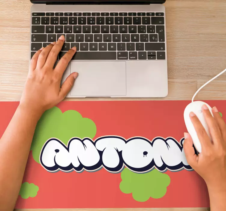Tapis de souris nom texte coloré personnalisable - TenStickers