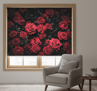 Store enrouleur salon noir et blanc avec roses rouges - TenStickers