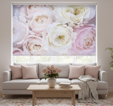 Store enrouleur salon roses différentes en gros plan - TenStickers