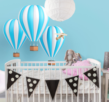 Tapisserie chambre enfant ballons montgolfières célestes - TenStickers