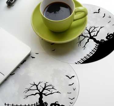 Sous verre halloween silhouette d'arbre effrayant - TenStickers