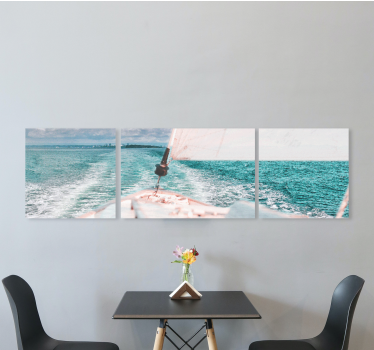 Tableau mer naviguer à travers les vagues - TenStickers