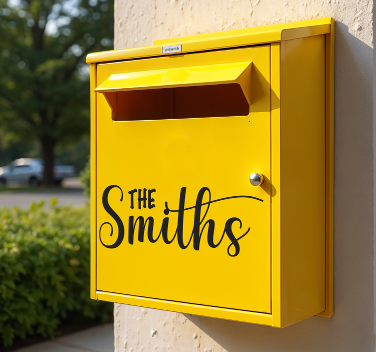 Sticker boite aux lettres avec prénom - TenStickers