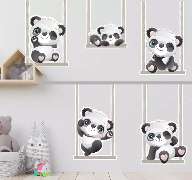 Sticker Animal Jungle Bébé pandas sur balançoires - TenStickers