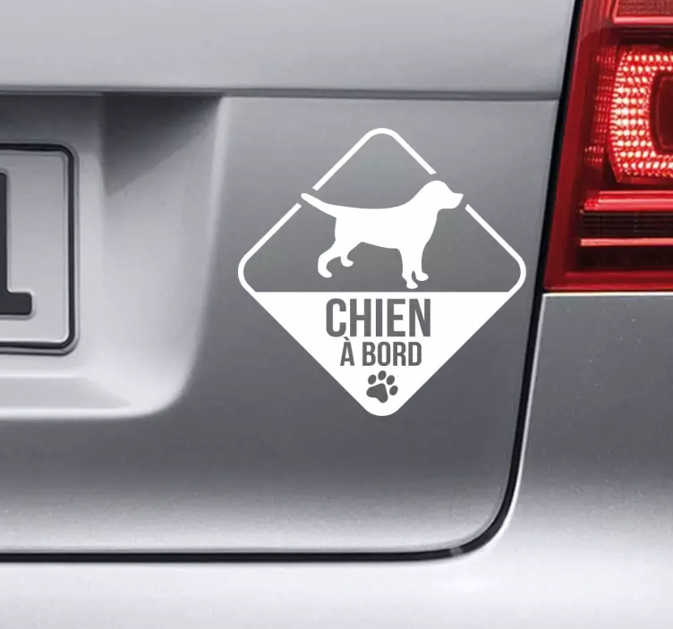 Autocollant chien à bord - TenStickers