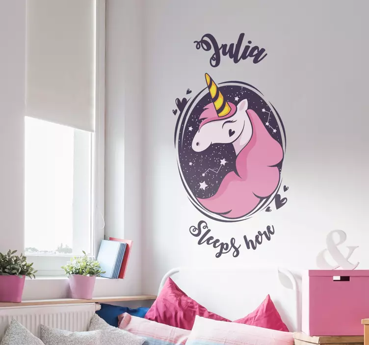 Sticker prénom personnalisable licorne - TenStickers