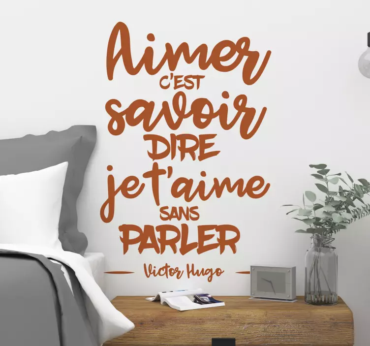 Sticker citation Victor Hugo Aimer - TenStickers