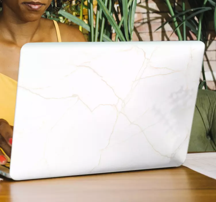 Sticker pour ordinateur finition en marbre élégante - TenStickers