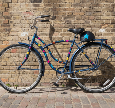 Autocollant vélo étoiles colorées de tailles variées - TenStickers
