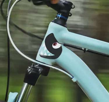 Autocollant vélo visage de requin - TenStickers