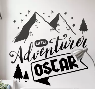 Sticker personnalisé montagnes et arbres nordiques - TenStickers