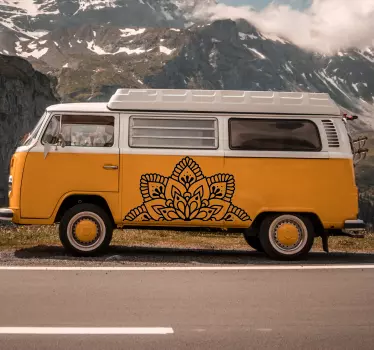 Sticker camping-car fleur mandala - TenStickers