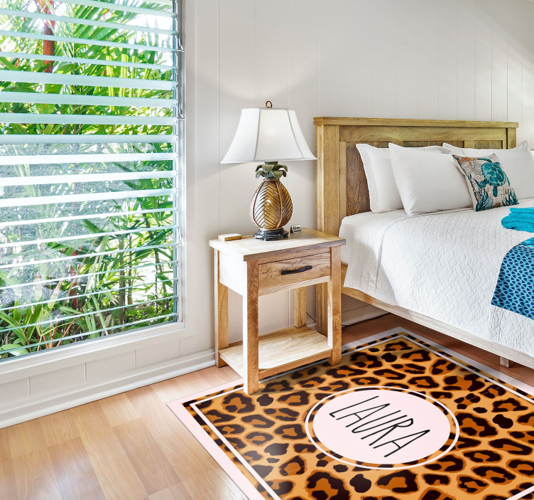 Tapis vinyle ado motif léopard avec nom - TenStickers